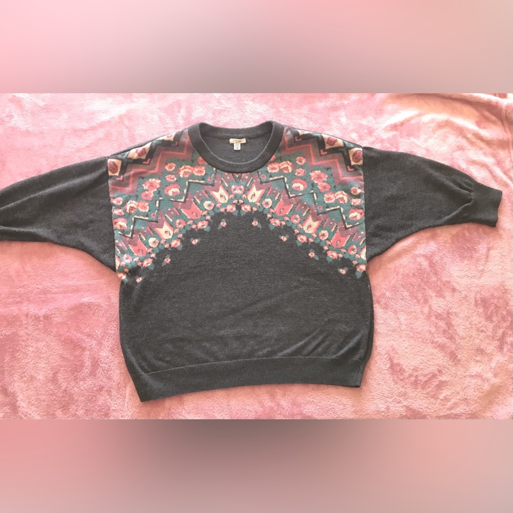 Bundle of 3 Size Juniors Size MEDIUM Tops 💖💗💖